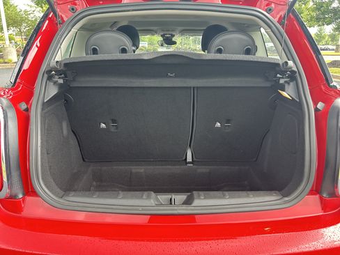 Used 2024 MINI Cooper 2-Door Hardtop FWD image 30