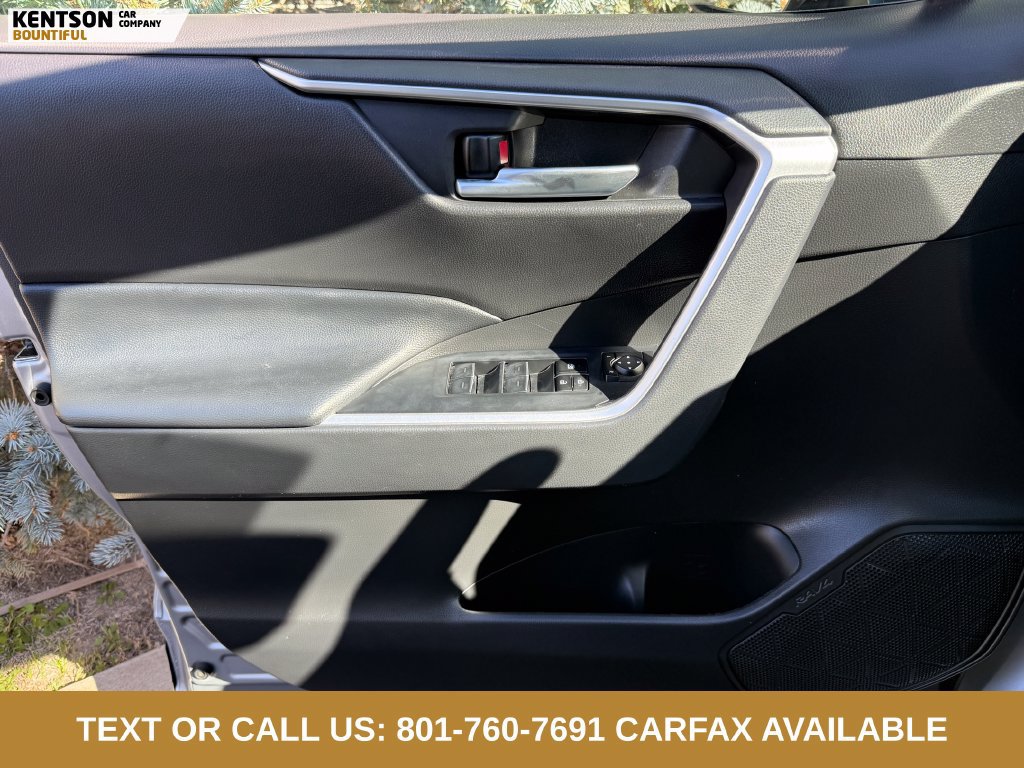 Used 2023 Toyota RAV4 XLE AWD/4WD image 18
