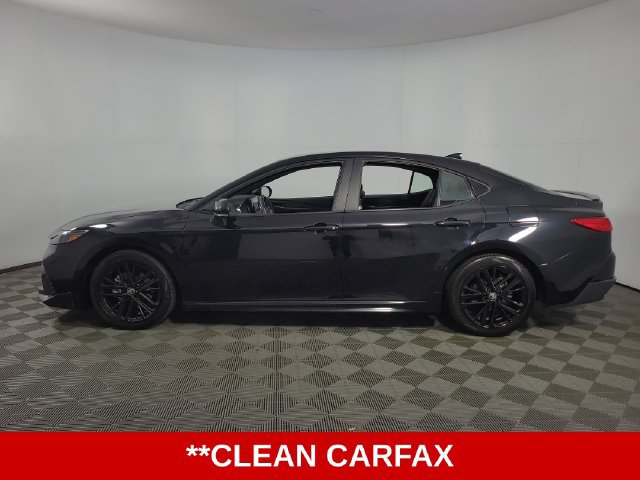 Used 2025 Toyota Camry SE w/ Convenience Package FWD image 5