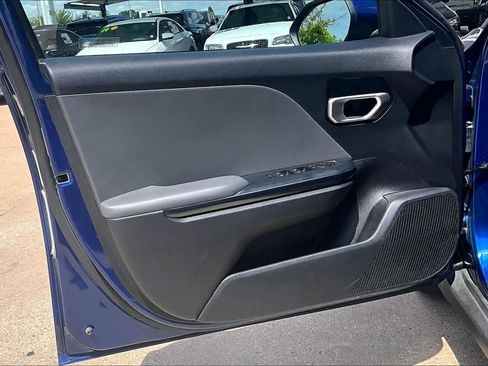 Used 2025 Kia K4 FWD image 20