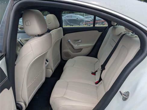 Used 2022 Mercedes-Benz CLA 250 image 14