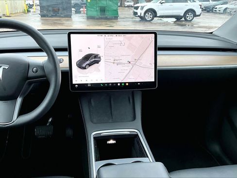 Used 2023 Tesla Model Y image 7