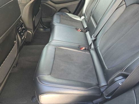 Used 2024 Jeep Grand Cherokee Altitude RWD image 12