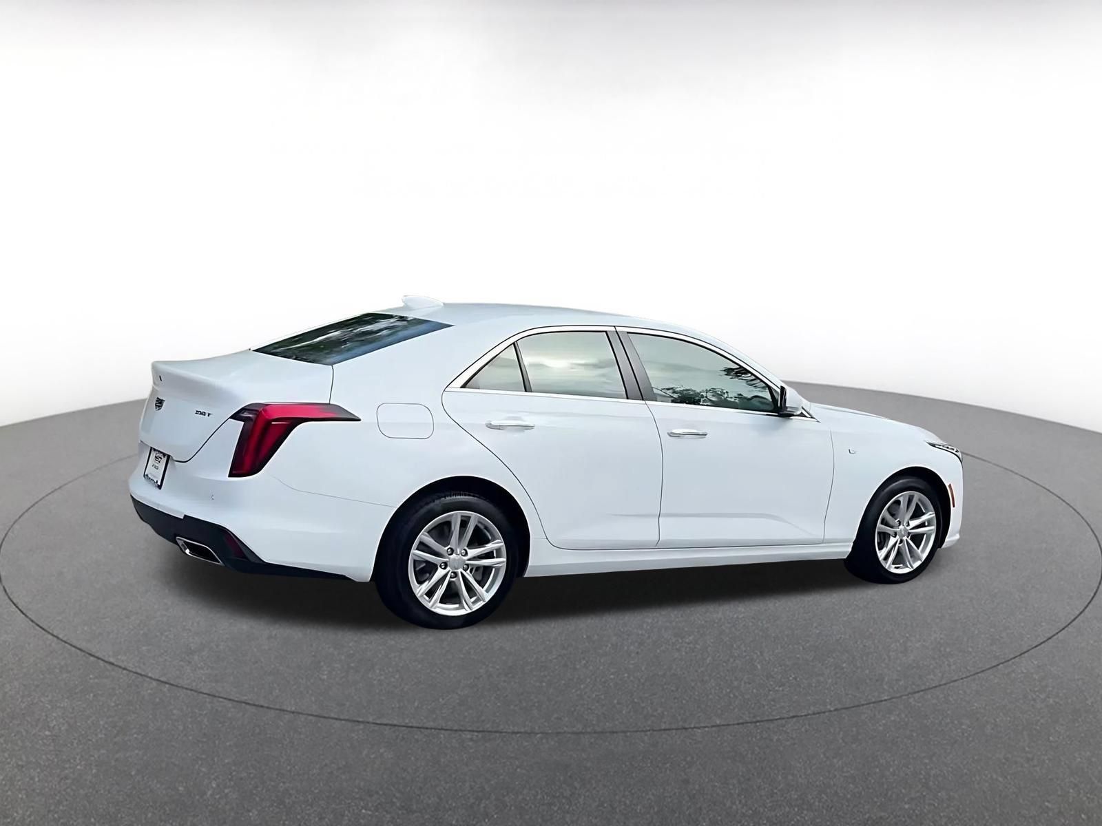 Used 2026 Cadillac CT4 Luxury AWD/4WD image 14
