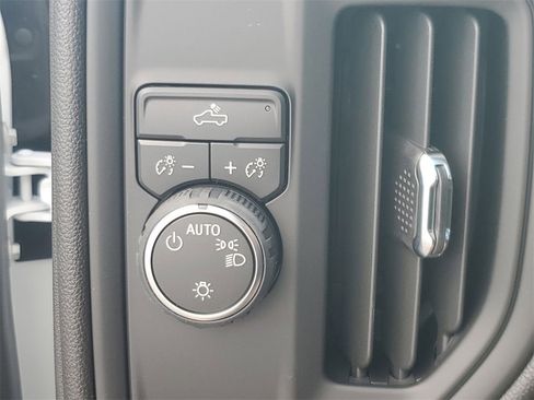 New 2026 Chevrolet Silverado 1500 Custom image 18