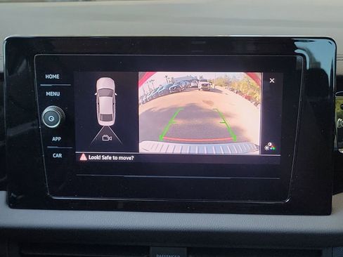 Used 2025 Volkswagen Jetta S image 29