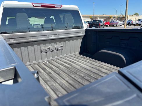 Certified 2023 GMC Sierra 1500 SLT image 35
