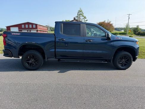 Used 2019 Chevrolet Silverado 1500 Custom Trail Boss w/ Custom Convenience Package AWD/4WD image 7