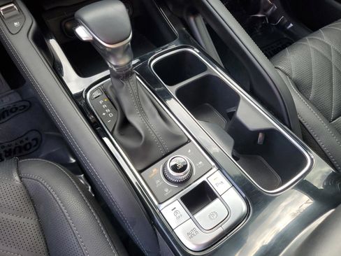 Used 2023 Kia Telluride EX X-Line image 25