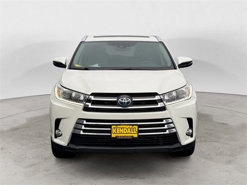 Used 2018 Toyota Highlander Limited image 2