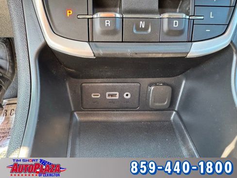 Used 2023 GMC Terrain SLE w/ Driver Convenience Package image 26