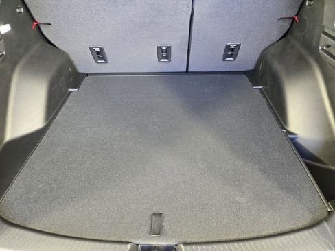 New 2026 Chevrolet Equinox EV LT image 36