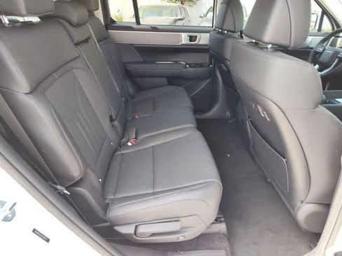 New 2026 Hyundai Santa Fe SEL AWD/4WD image 17
