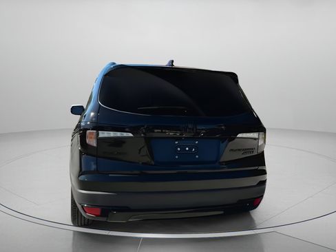 Used 2021 Honda Pilot Black Edition image 23