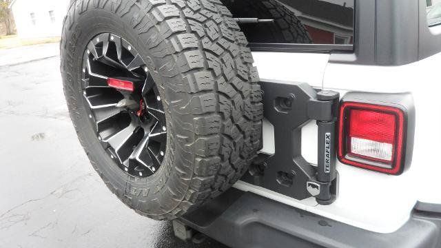 Used 2021 Jeep Wrangler Unlimited Sport AWD/4WD image 7