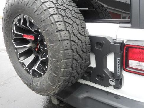 Used 2021 Jeep Wrangler Unlimited Sport image 7