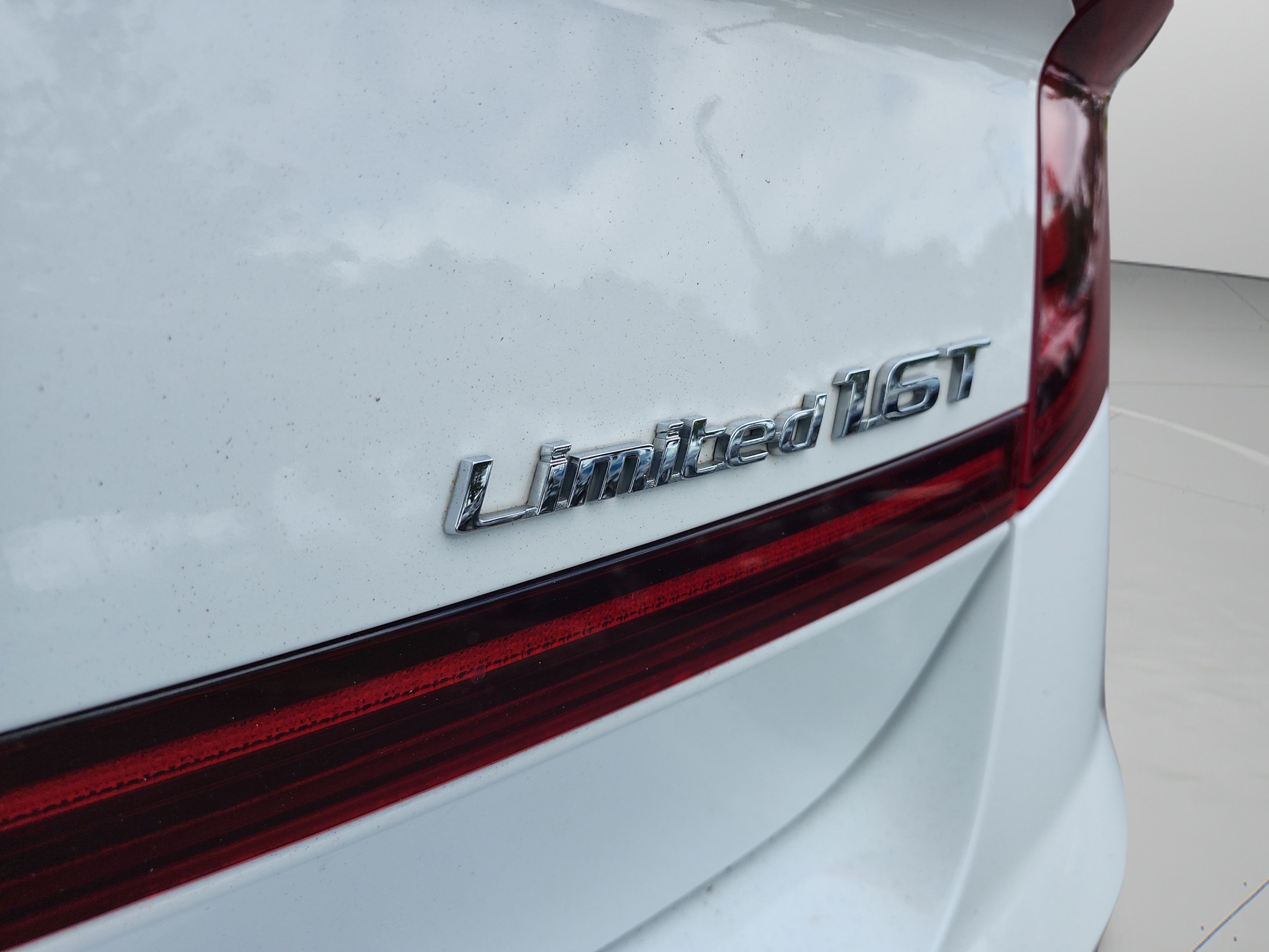 Used 2022 Hyundai Sonata Limited FWD image 29