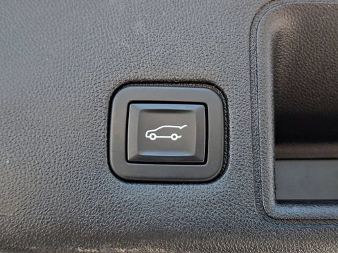 Used 2019 GMC Terrain SLE w/ Driver Convenience Package AWD/4WD image 32