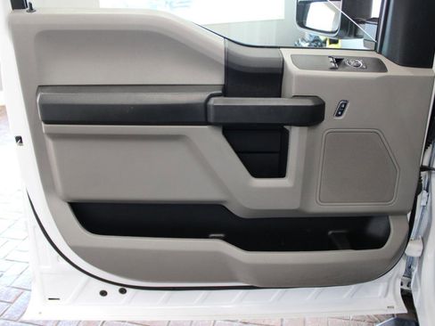 Used 2020 Ford F250 XL w/ Power Equipment Group RWD image 12