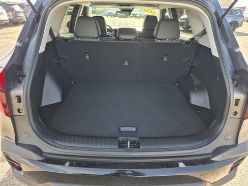 Used 2024 Kia Seltos S image 16