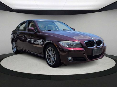 Used 2010 BMW 328i xDrive Sedan AWD/4WD image 2
