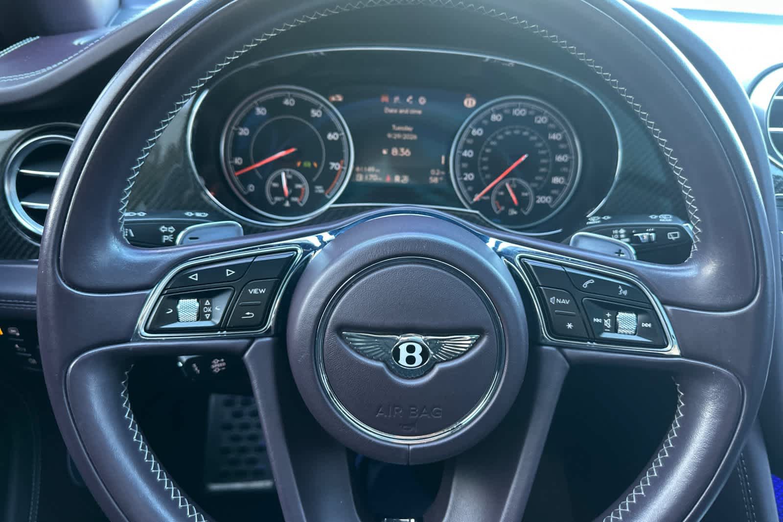 Used 2019 Bentley Bentayga AWD/4WD image 24