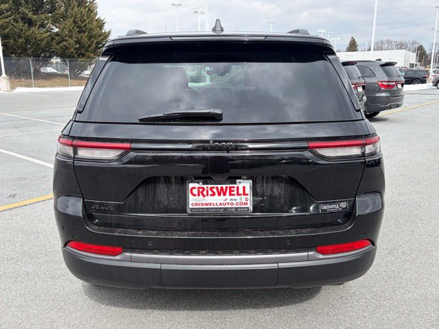 New 2026 Jeep Grand Cherokee Altitude AWD/4WD image 6