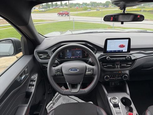 Used 2025 Ford Escape ST-Line FWD image 44