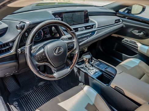 Used 2019 Lexus ES 350 w/ Premium Package FWD image 14