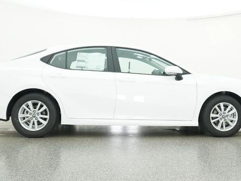 New 2026 Toyota Camry LE FWD image 27