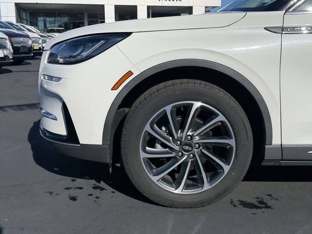 Used 2023 Lincoln Corsair AWD w/ Equipment Group 101A image 8
