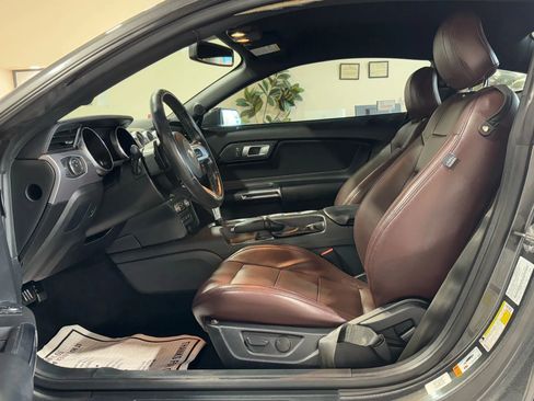 Used 2020 Ford Mustang GT RWD image 11