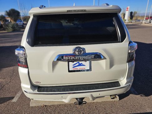 Used 2018 Toyota 4Runner Limited image 4
