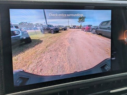 New 2025 Jeep Gladiator Sport image 19