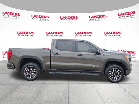 Used 2019 GMC Sierra 1500 AT4 w/ AT4 Premium Package image 2