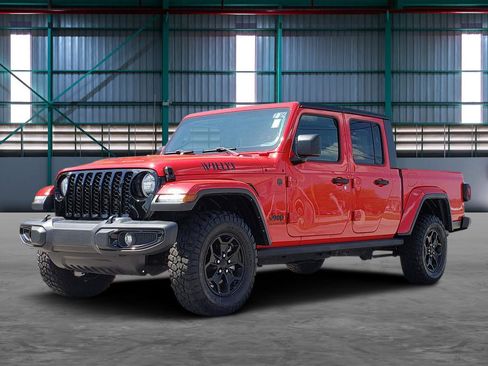 Used 2022 Jeep Gladiator Sport AWD/4WD image 1