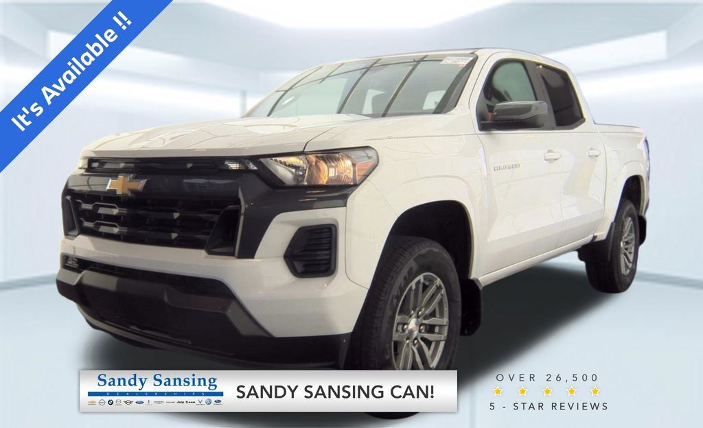 Used 2024 Chevrolet Colorado LT RWD image 1