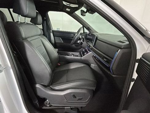 Certified 2025 Hyundai Santa Fe Calligraphy FWD image 30