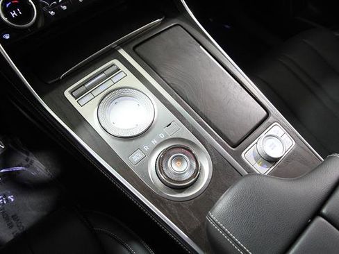 Used 2021 Genesis GV80 3.5T image 15