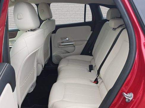 Used 2022 Mercedes-Benz GLA 250 image 15