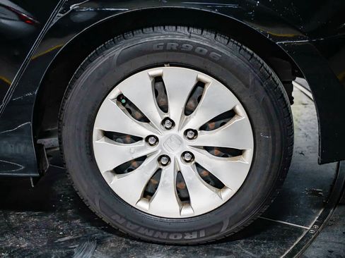 Used 2009 Honda Accord LX image 12