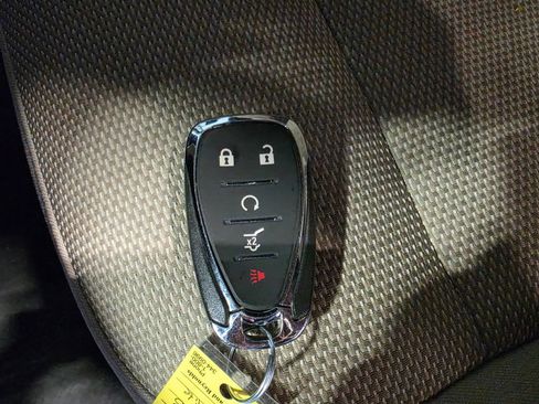 Used 2023 Chevrolet Traverse LT w/ LPO, Cargo Package AWD/4WD image 10