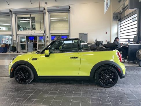 Used 2023 MINI Cooper S image 4
