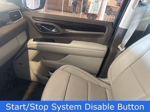 Used 2022 GMC Yukon Denali image 25