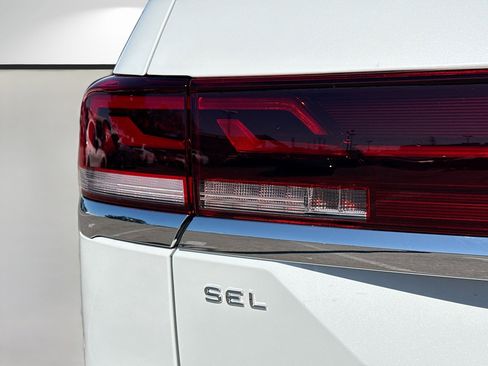 New 2026 Volkswagen Atlas SEL Premium R-Line AWD/4WD image 10