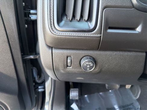 Used 2019 GMC Canyon Denali image 17