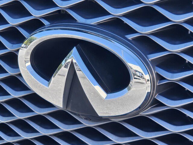 Used 2019 INFINITI QX80 Luxe w/ Proassist Package RWD image 34