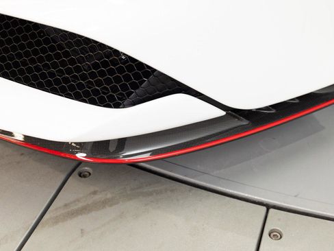 Certified 2022 Ferrari SF90 Spider image 31