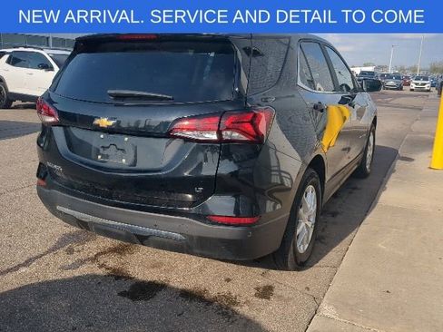 Used 2023 Chevrolet Equinox LT FWD image 4