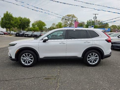 Used 2025 Honda CR-V EX image 2
